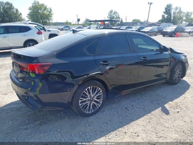 2023 KIA FORTE GT-LINE 4