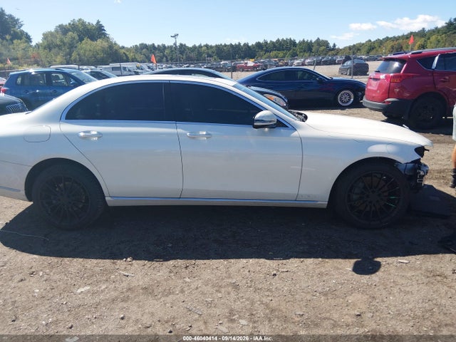 2017 MERCEDES-BENZ E 300 13