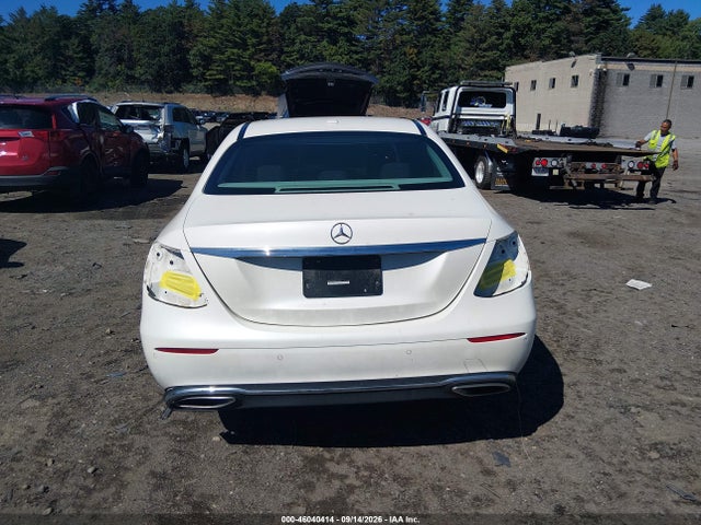 2017 MERCEDES-BENZ E 300 16