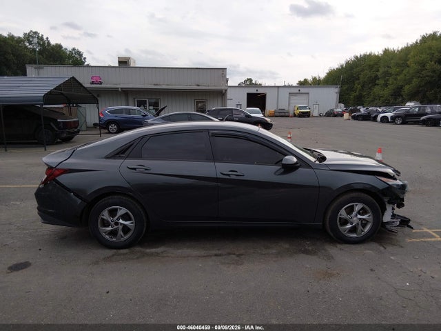 2021 HYUNDAI ELANTRA SE 12