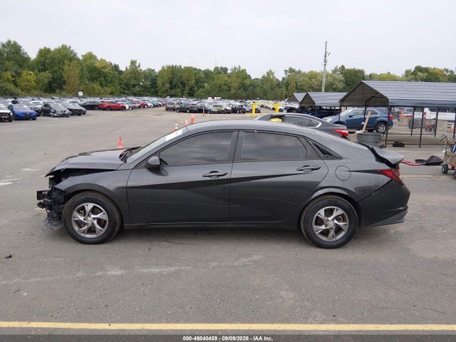 2021 HYUNDAI ELANTRA SE 13