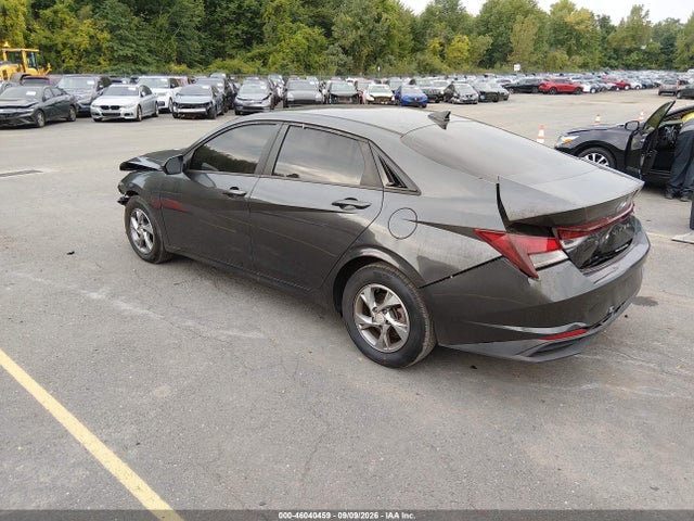 2021 HYUNDAI ELANTRA SE 3