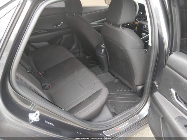 2021 HYUNDAI ELANTRA SE 8