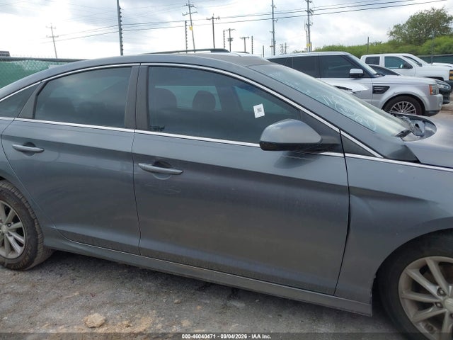 2019 HYUNDAI SONATA SE 13