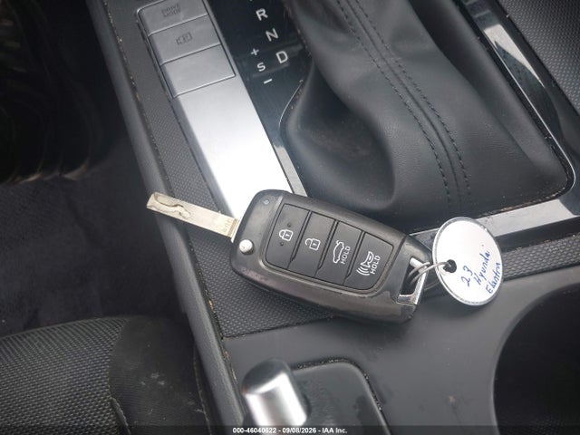 2023 HYUNDAI ELANTRA SE 11