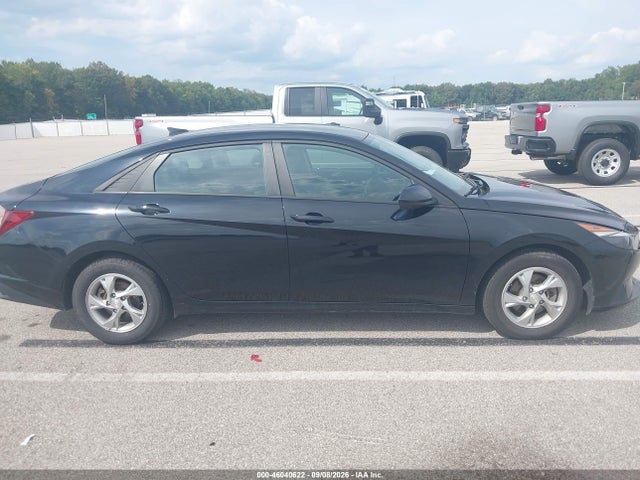 2023 HYUNDAI ELANTRA SE 13