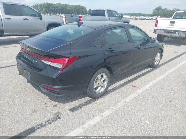 2023 HYUNDAI ELANTRA SE 4