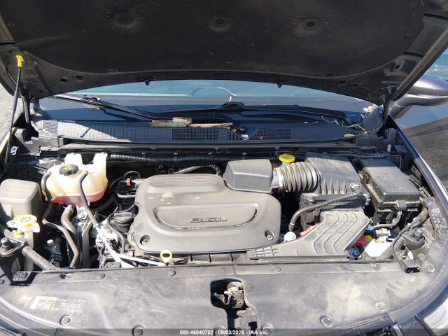 2023 CHRYSLER PACIFICA TOURING L 10