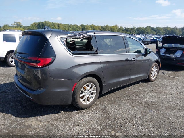 2023 CHRYSLER PACIFICA TOURING L 4