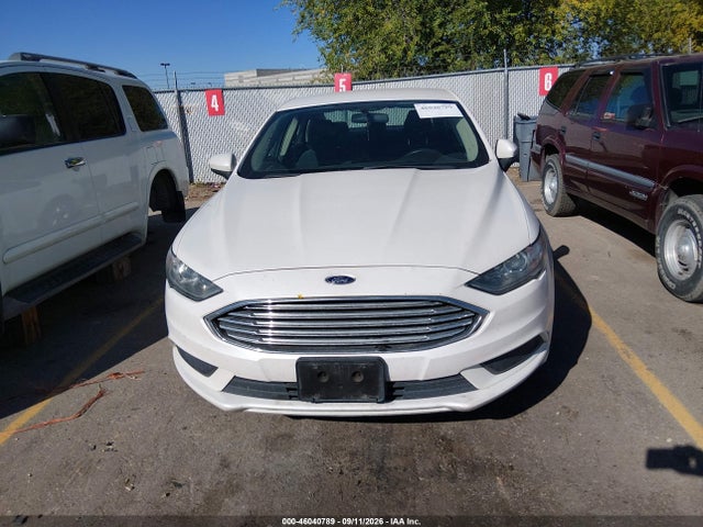 2017 FORD FUSION SE 12