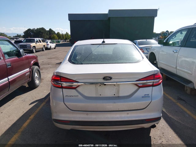 2017 FORD FUSION SE 16