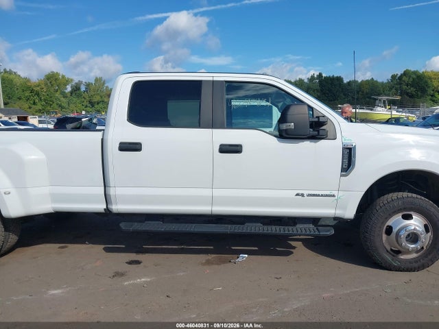 2022 FORD F-350 XL 16
