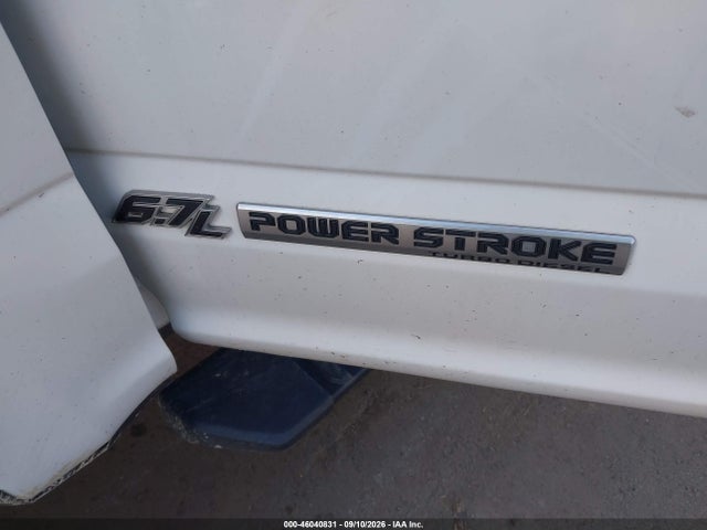 2022 FORD F-350 XL 14