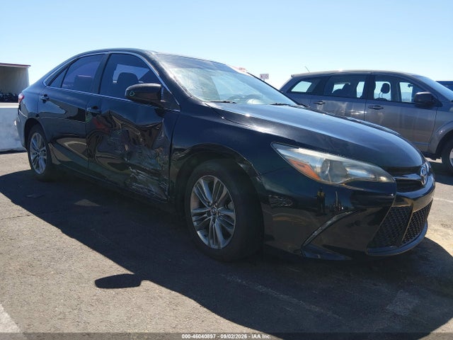 2015 TOYOTA CAMRY SE