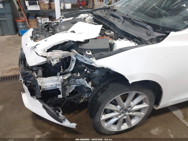 2017 MAZDA MAZDA3 TOURING 16