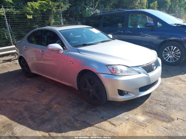 2010 LEXUS IS 