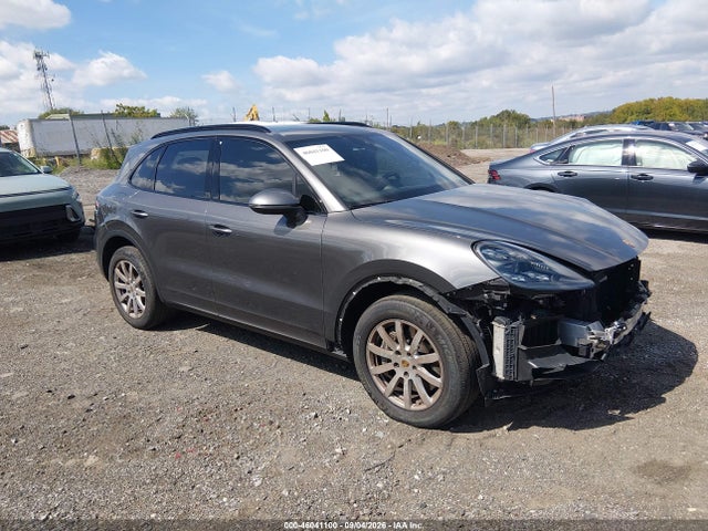 2021 PORSCHE CAYENNE 