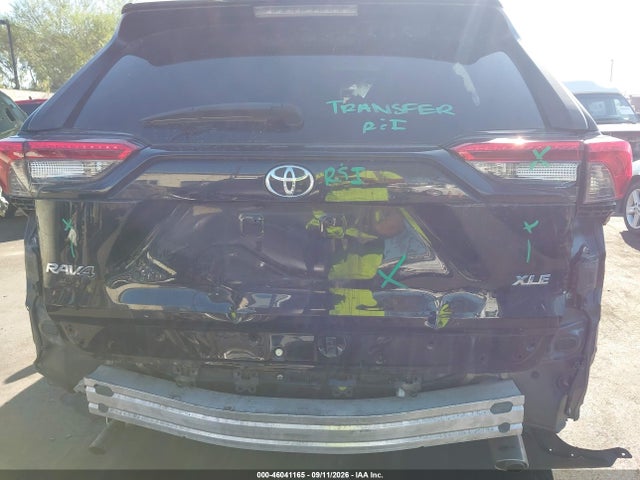 2021 TOYOTA RAV4 XLE PREMIUM 19