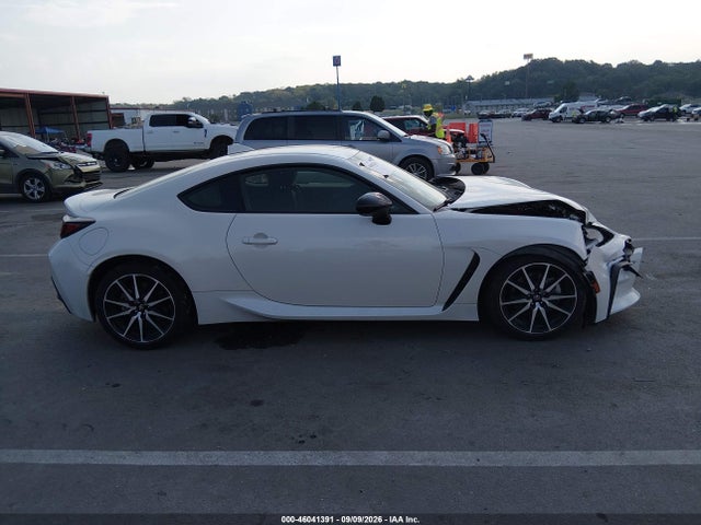 2022 TOYOTA GR86 13