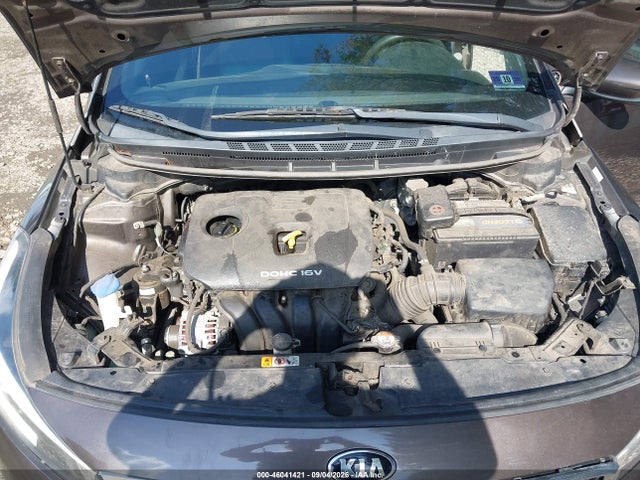 2017 KIA FORTE LX 10