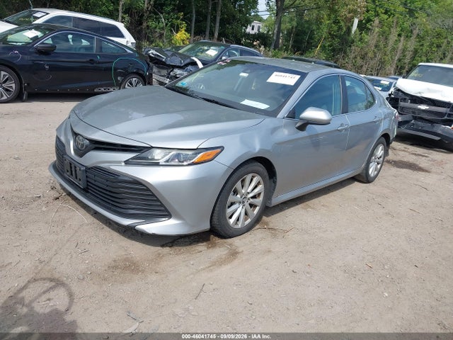 2019 TOYOTA CAMRY LE 2