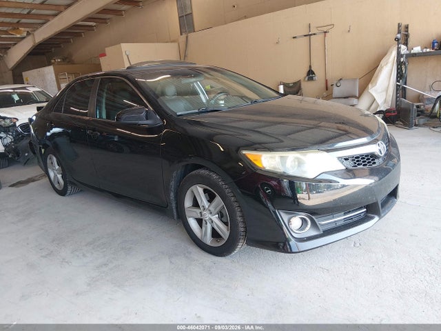 2012 TOYOTA CAMRY SE