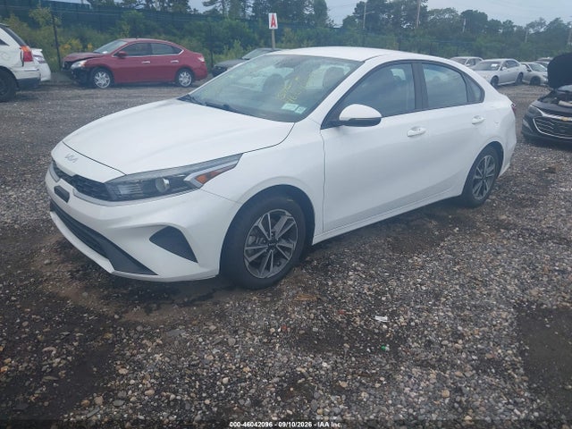 2023 KIA FORTE LXS 2