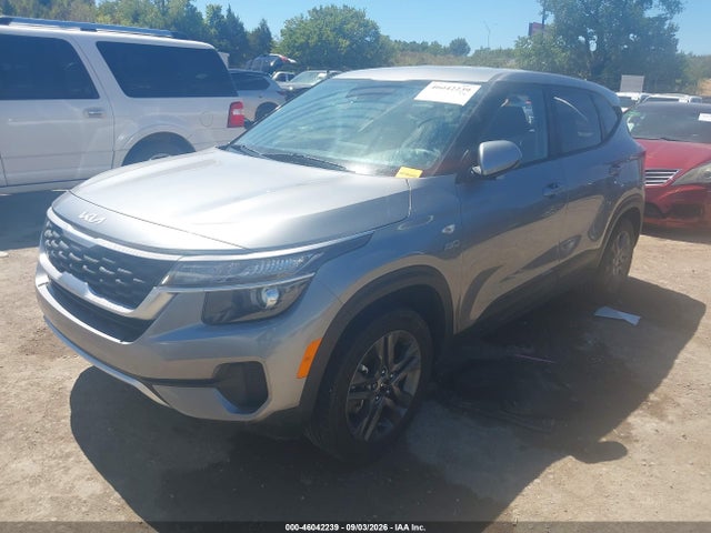 2023 KIA SELTOS LX 2