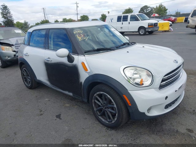 2015 MINI COUNTRYMAN COOPER