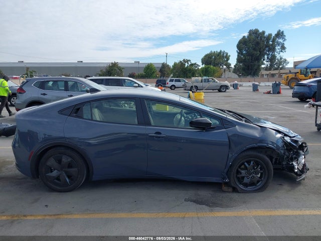 2026 TOYOTA PRIUS LE 14