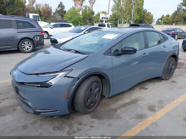 2026 TOYOTA PRIUS LE 2