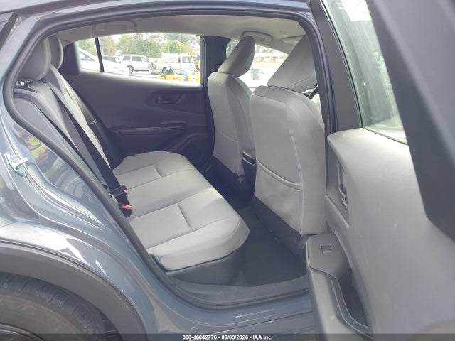 2026 TOYOTA PRIUS LE 8