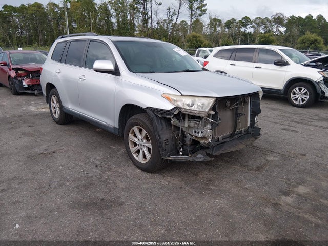 2013 TOYOTA HIGHLANDE SE V6