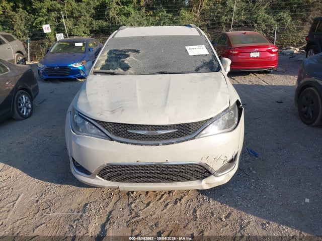 2017 CHRYSLER PACIFICA TOURING-L 6