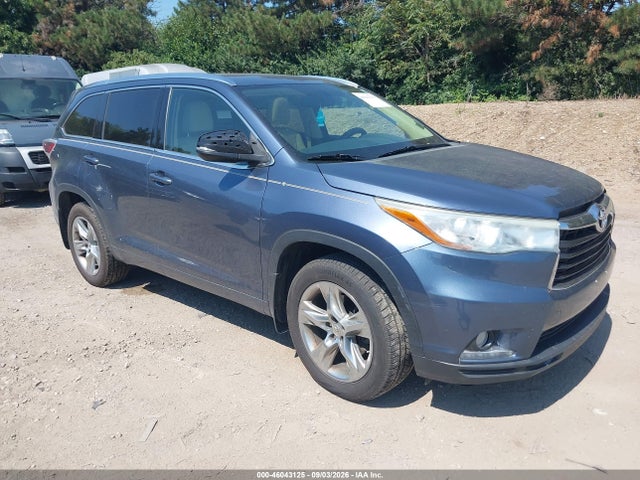 2015 TOYOTA HIGHLANDE LIMITED V6