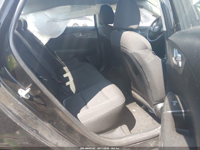 2019 KIA FORTE LXS 8