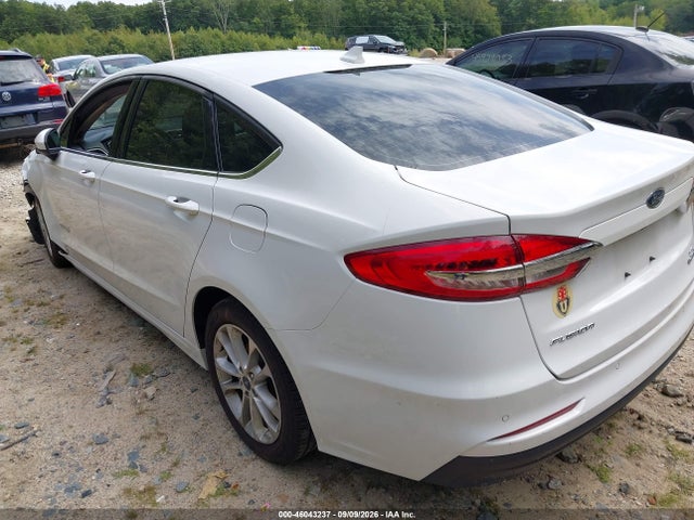 2019 FORD FUSION HYBRID SE 3