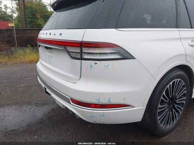 2023 LINCOLN AVIATOR BLACK LABEL 6