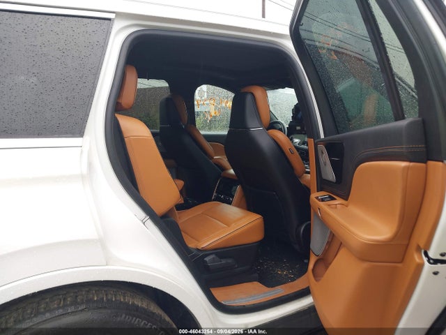 2023 LINCOLN AVIATOR BLACK LABEL 8