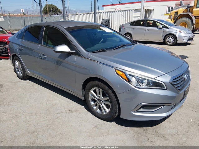 2017 HYUNDAI SONATA SE