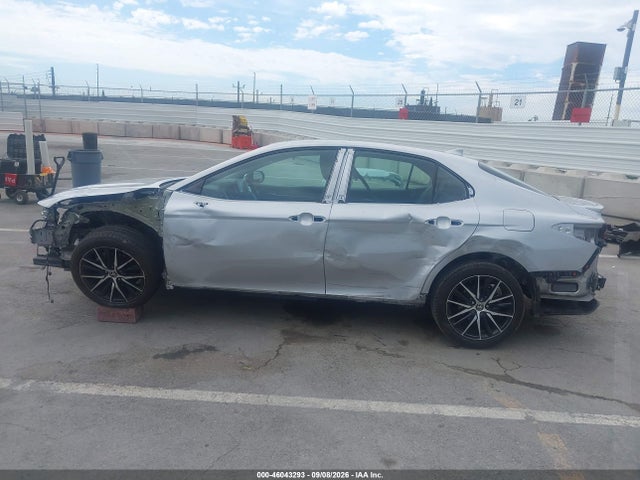 2022 TOYOTA CAMRY SE 15