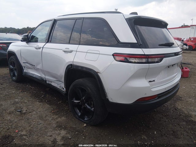2023 JEEP GRAND CHEROKEE ALTITUDE 4X4 3
