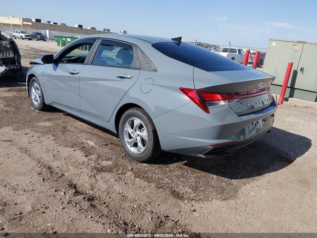 2023 HYUNDAI ELANTRA SE 3