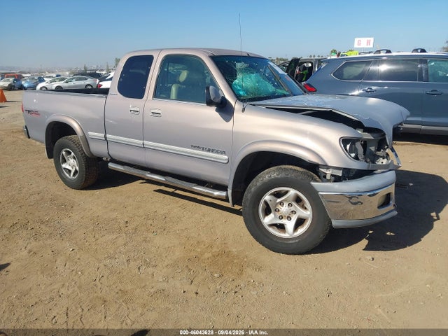 2002 TOYOTA TUNDRA LTD V8