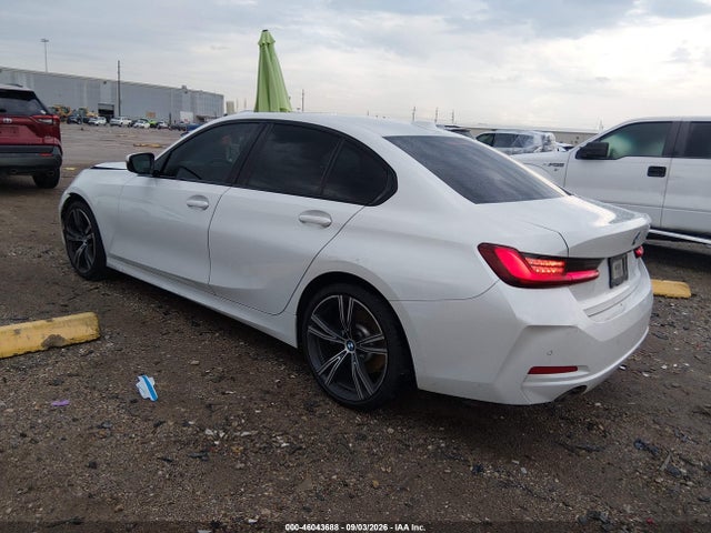 2023 BMW 330I 3