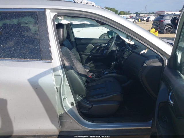 2017 NISSAN ROGUE SL 5