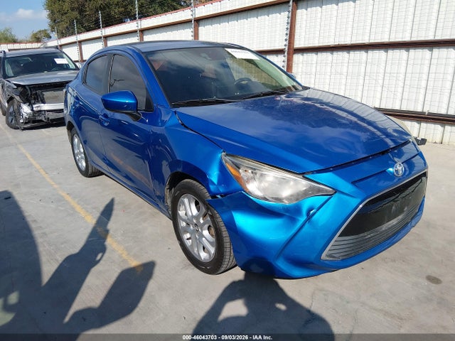 2017 TOYOTA YARIS 
