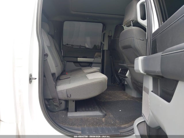 2023 FORD F-350 XLT 8