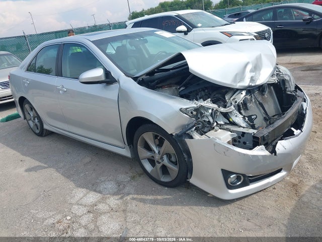 2014 TOYOTA CAMRY SE SPORT