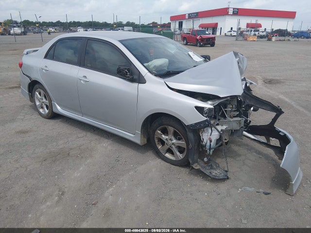 2013 TOYOTA COROLLA S